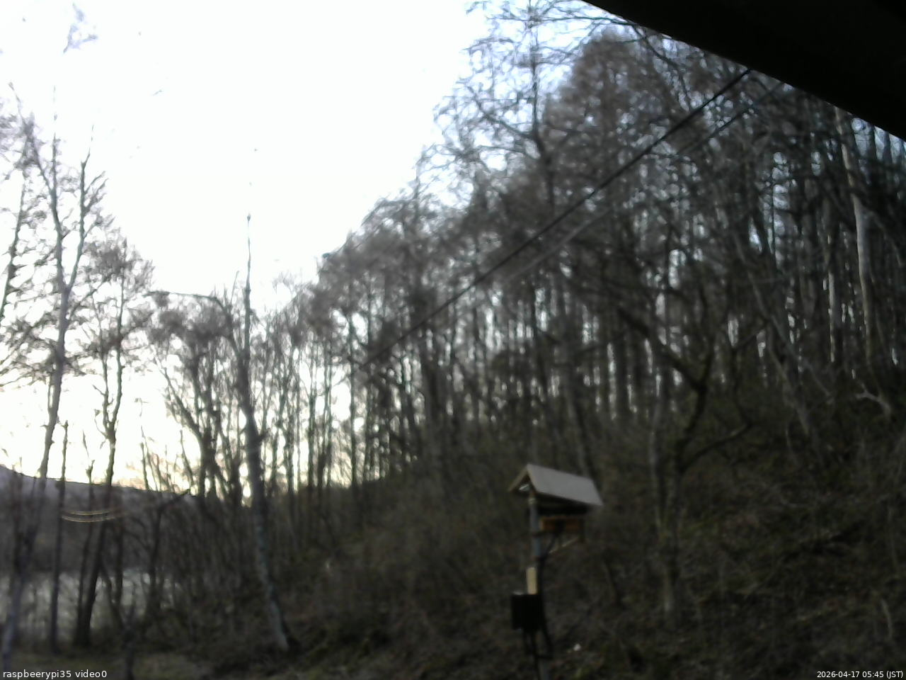 長野県菅平高原 ゆたか山荘 温度計 2026/04/17 05:45