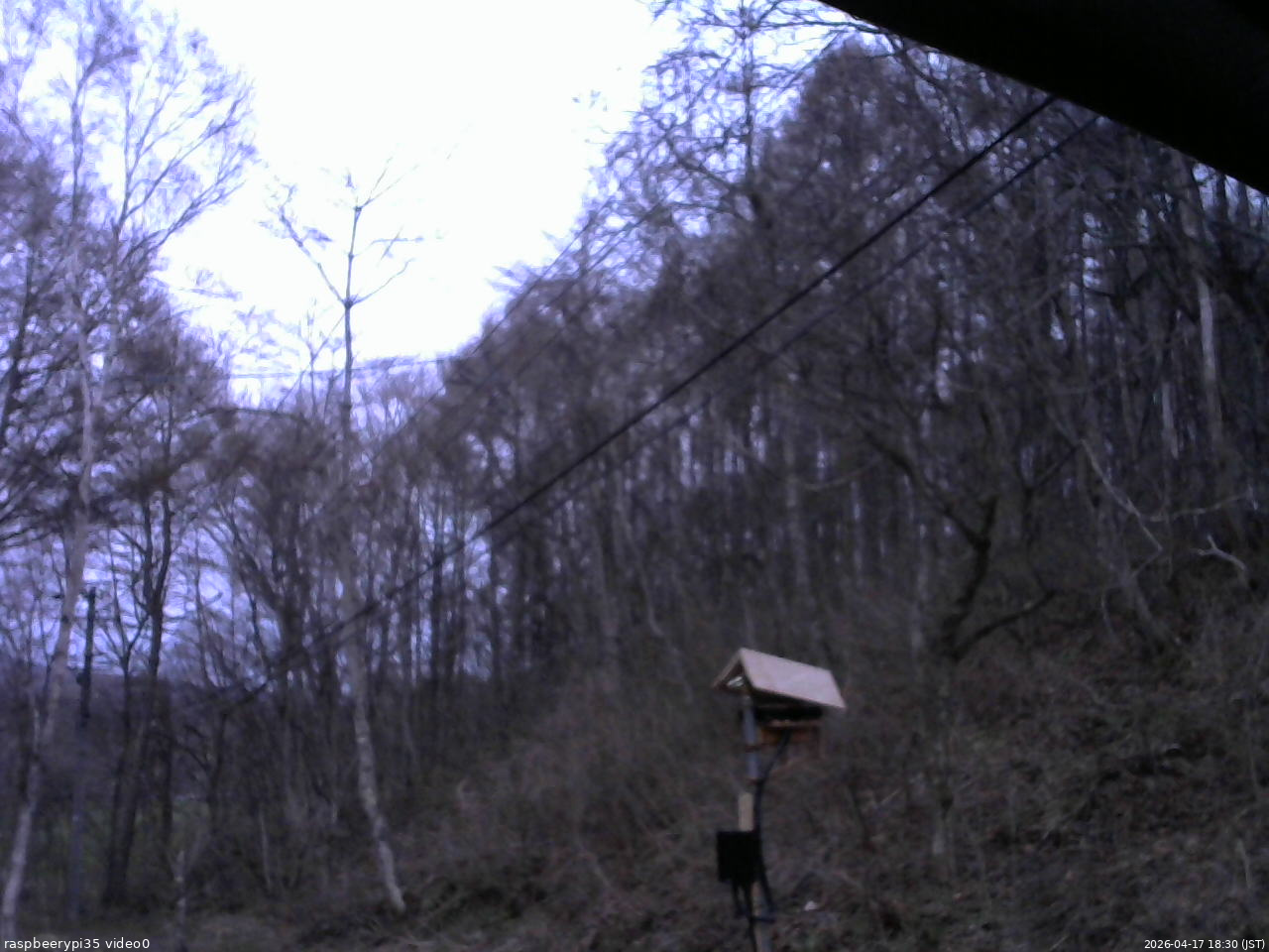 長野県菅平高原 ゆたか山荘 温度計 2026/04/17 18:30