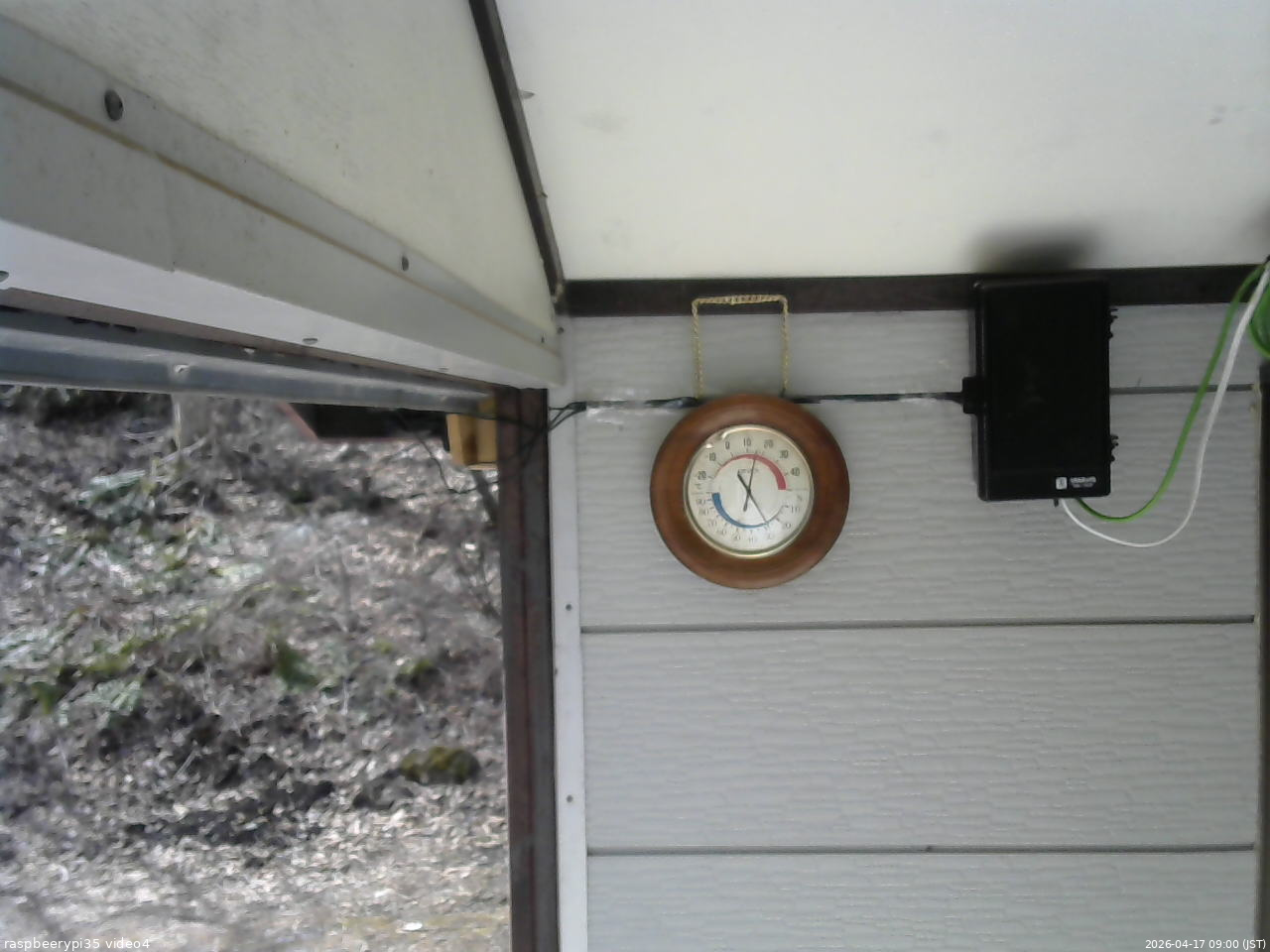 長野県菅平高原 ゆたか山荘 東側上空 2026/04/17 09:00