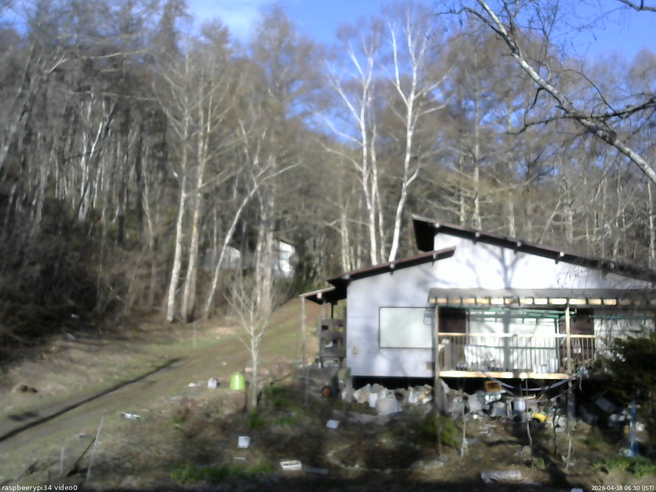長野県菅平高原 ゆたか山荘 西側(坂上) 2026/04/18 06:30
