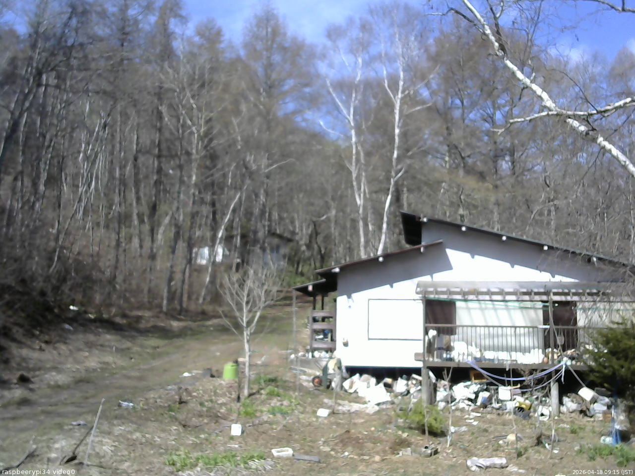 長野県菅平高原 ゆたか山荘 西側(坂上) 2026/04/18 09:15