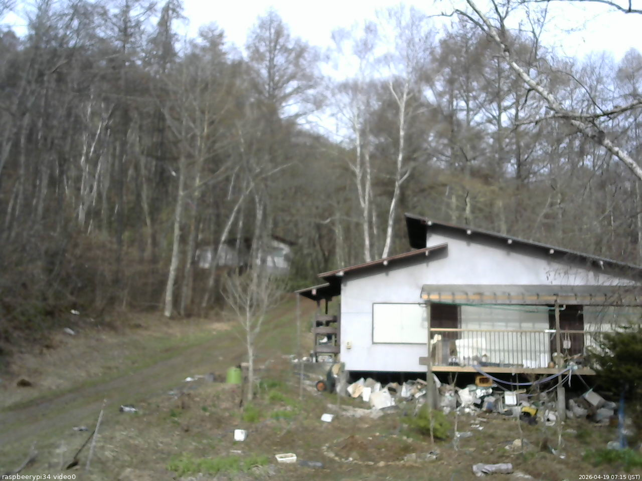 長野県菅平高原 ゆたか山荘 西側(坂上) 2026/04/19 07:15