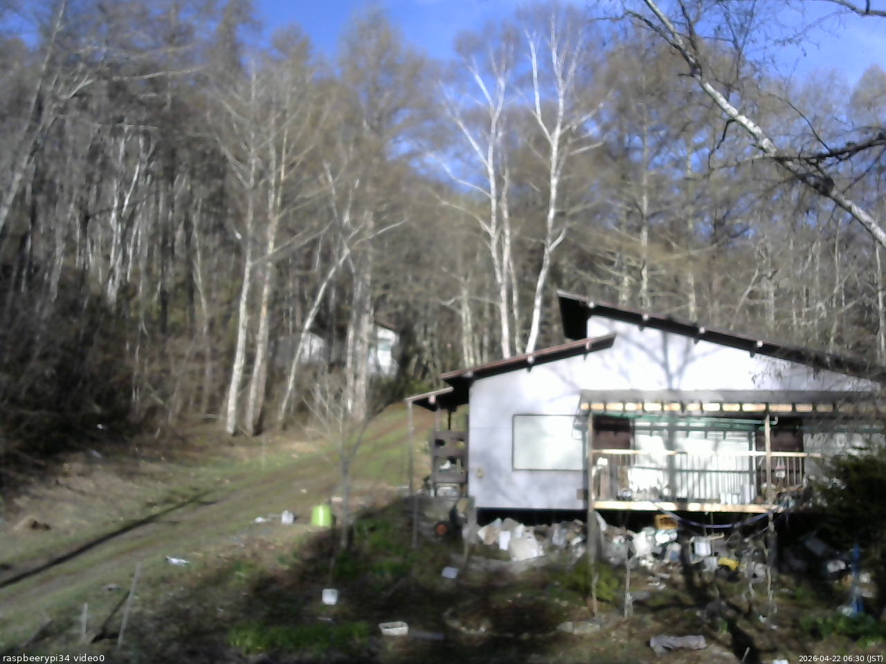 長野県菅平高原 ゆたか山荘 西側(坂上) 2026/04/22 06:30
