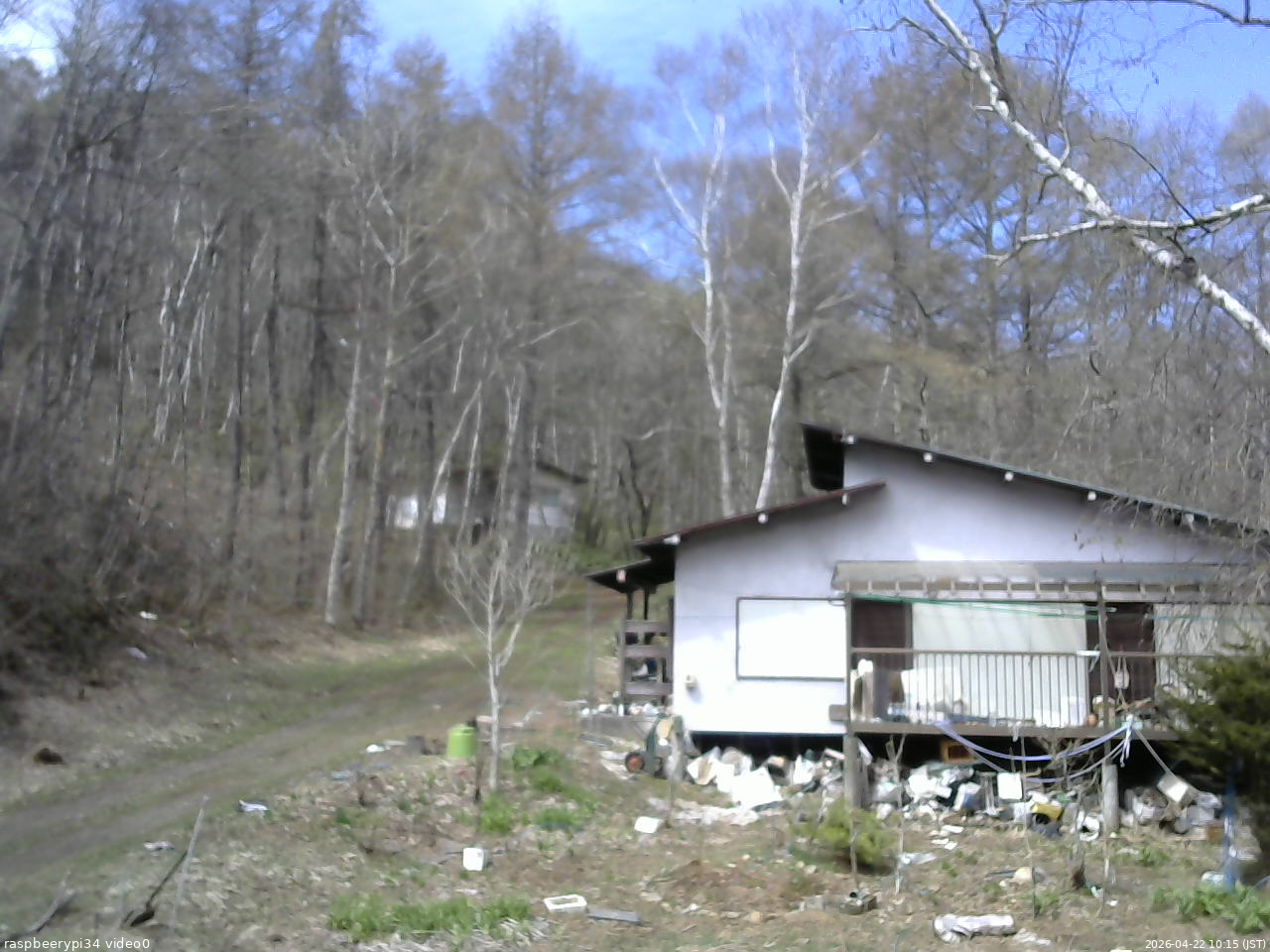 長野県菅平高原 ゆたか山荘 西側(坂上) 2026/04/22 10:15