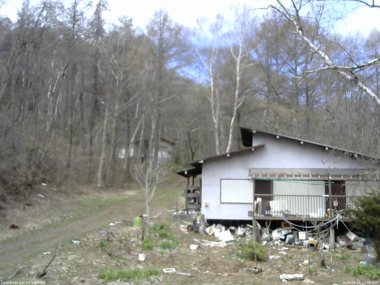 長野県菅平高原 ゆたか山荘 西側(坂上) 2026/04/22 10:30
