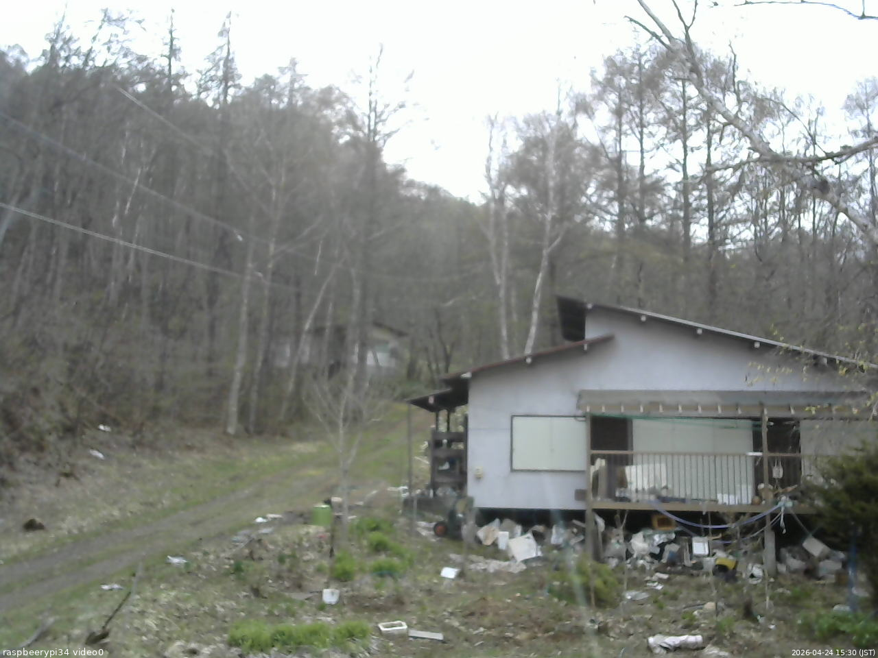 長野県菅平高原 ゆたか山荘 西側(坂上) 2026/04/24 15:30