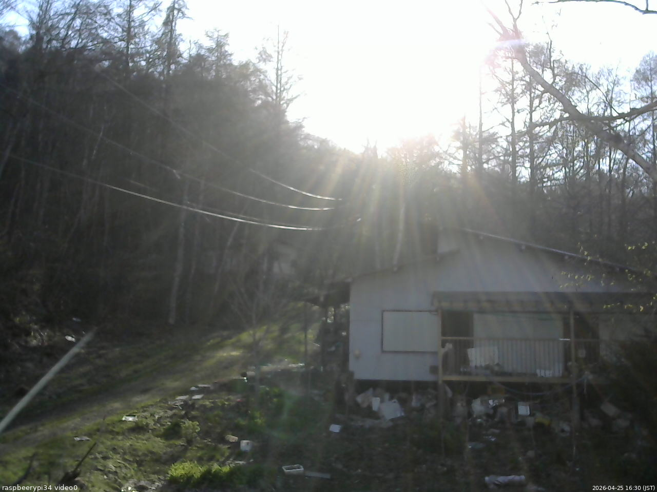 長野県菅平高原 ゆたか山荘 西側(坂上) 2026/04/25 16:30