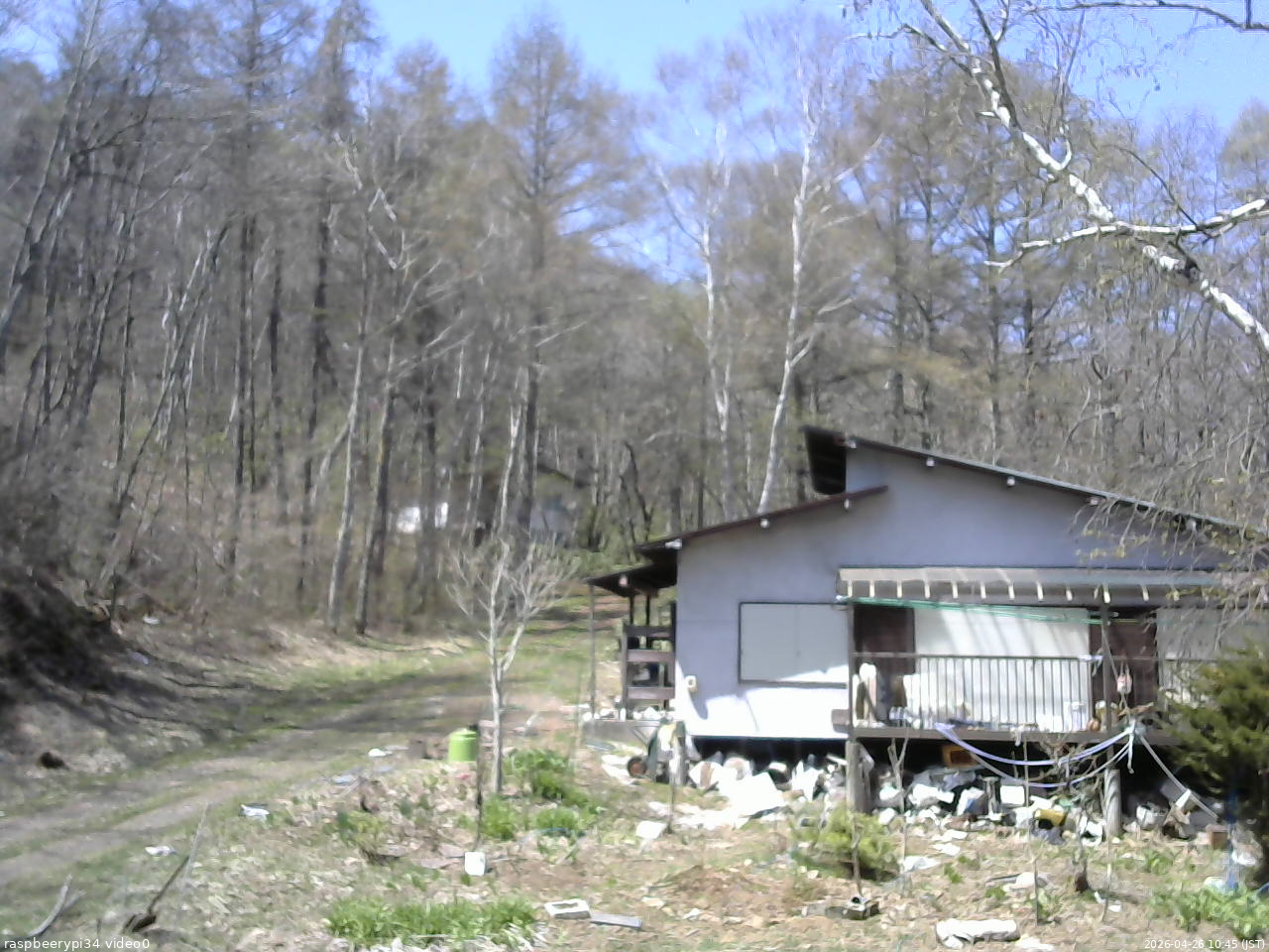 長野県菅平高原 ゆたか山荘 西側(坂上) 2026/04/26 10:45