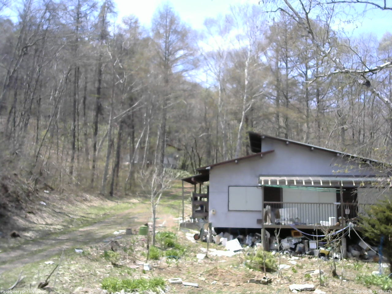 長野県菅平高原 ゆたか山荘 西側(坂上) 2026/04/26 11:45