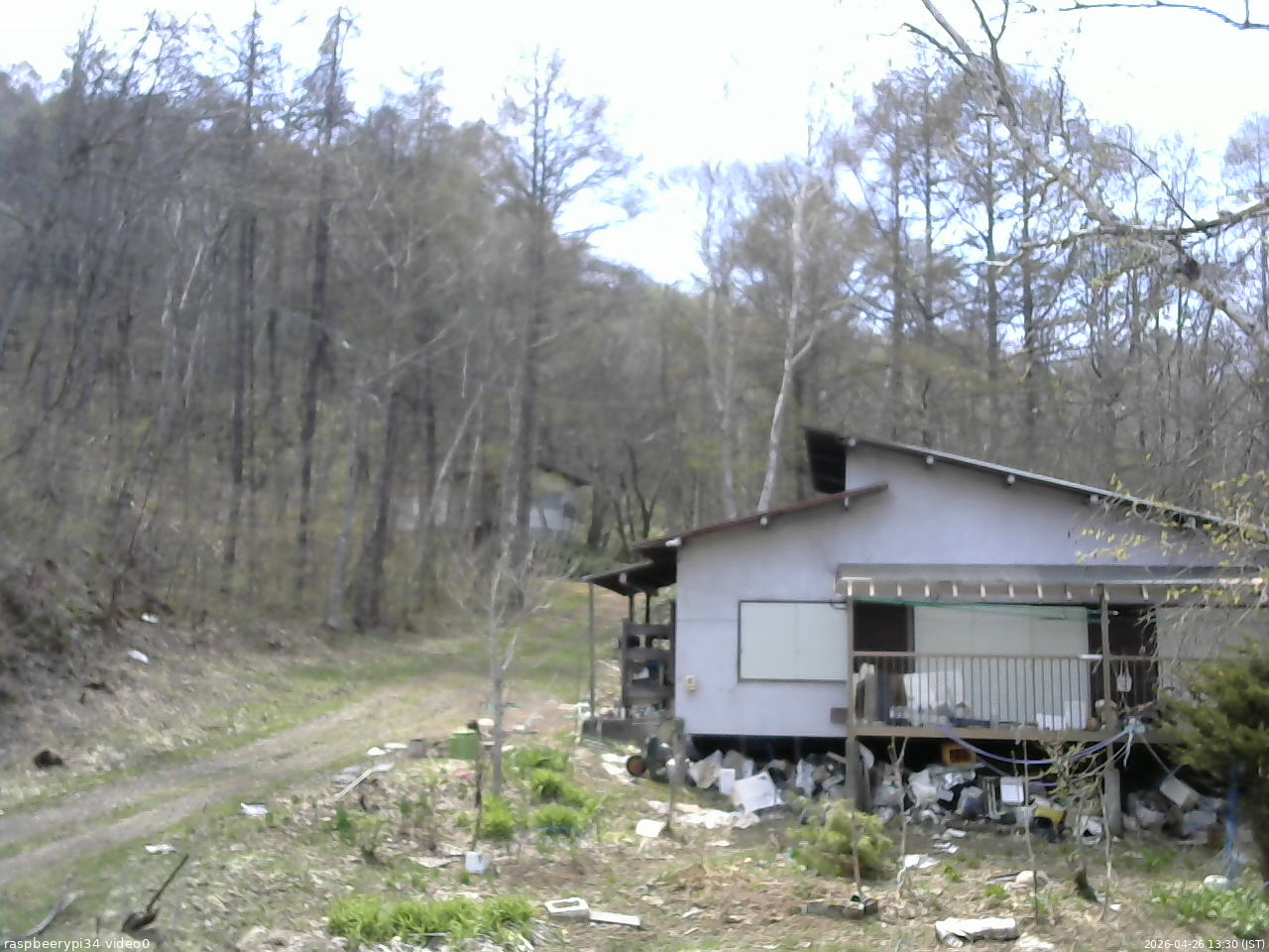 長野県菅平高原 ゆたか山荘 西側(坂上) 2026/04/26 13:30