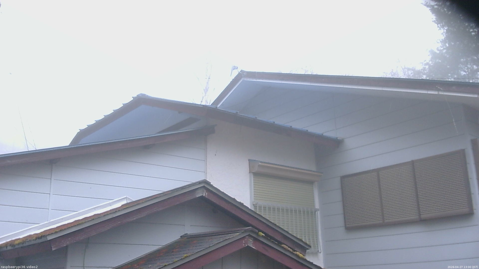 長野県菅平高原 ゆたか山荘 駐車場奥 2026/04/27 13:00