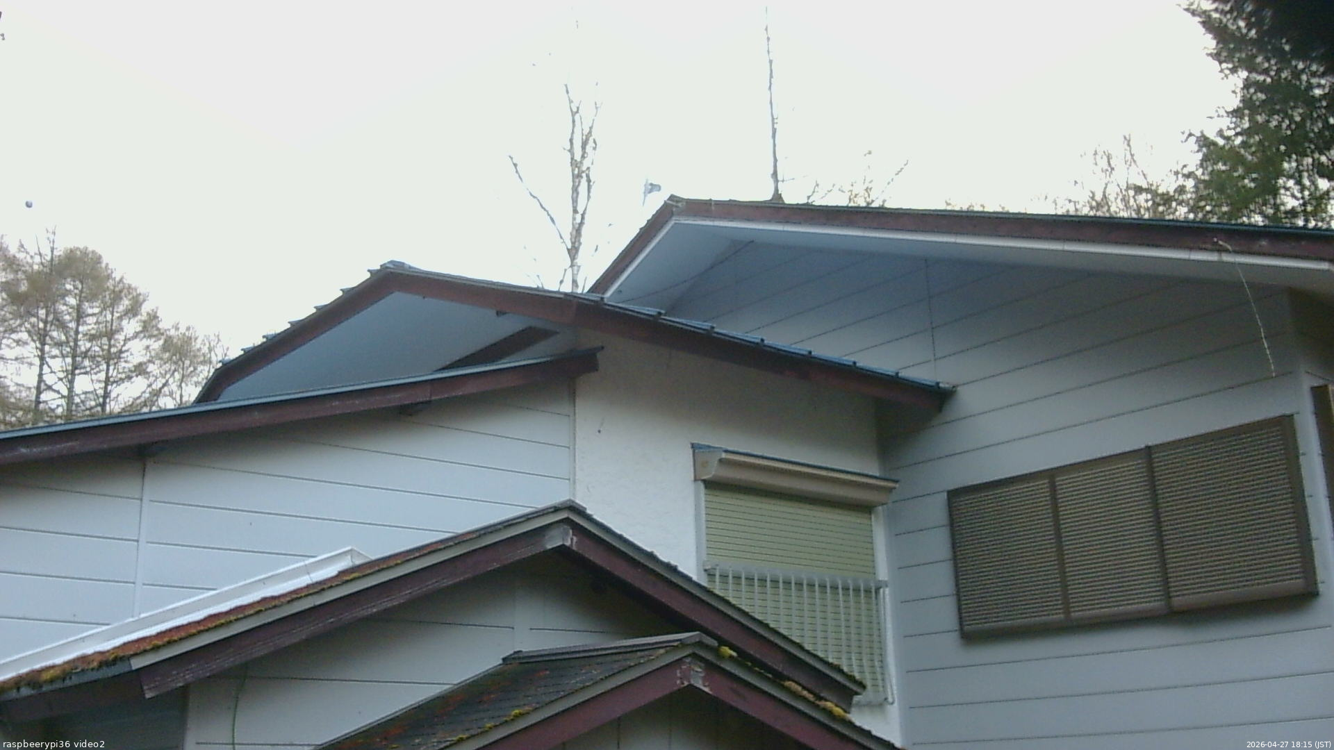 長野県菅平高原 ゆたか山荘 駐車場奥 2026/04/27 18:15