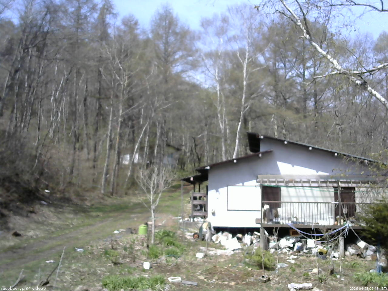 長野県菅平高原 ゆたか山荘 西側(坂上) 2026/04/28 09:45