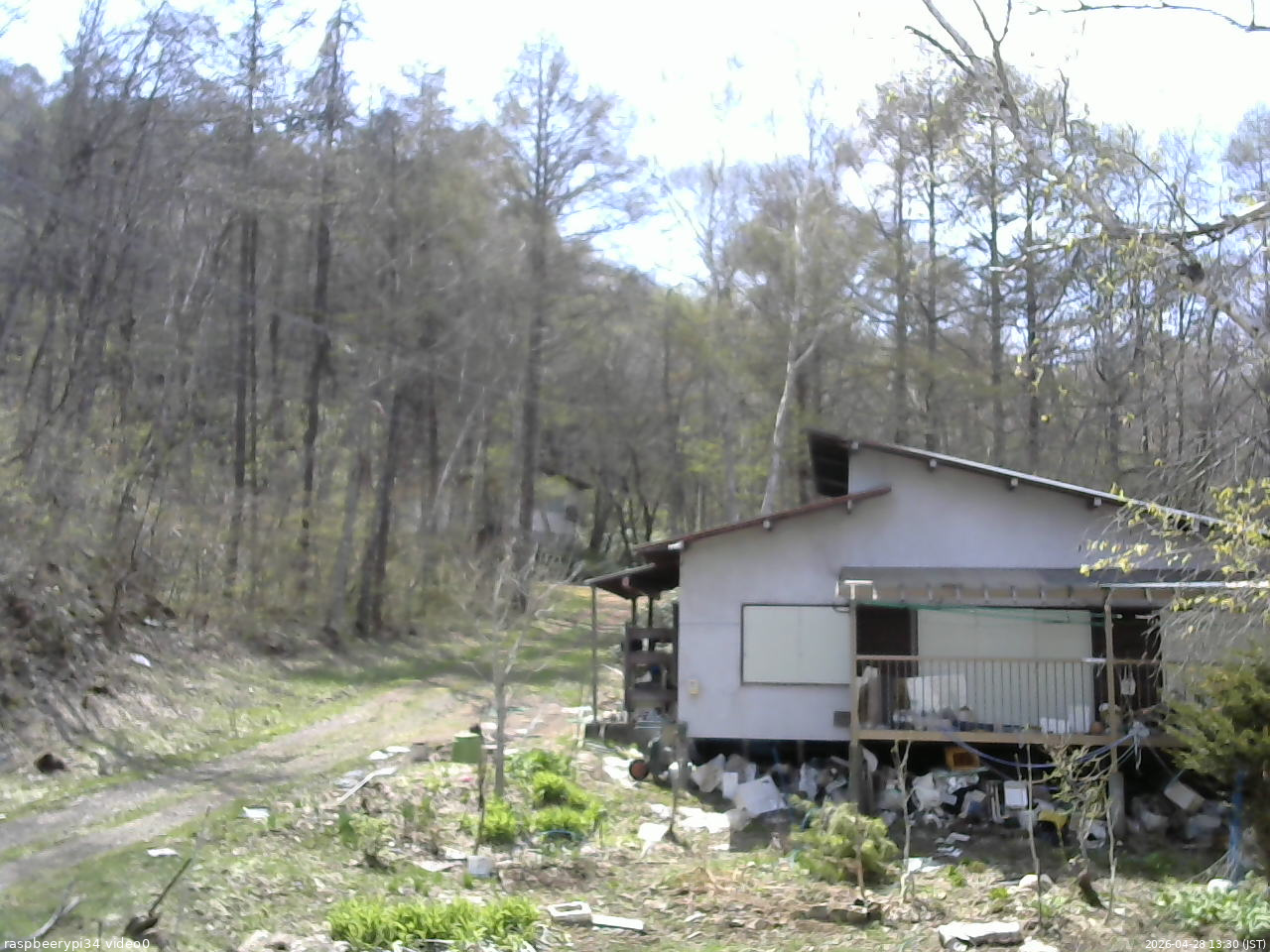 長野県菅平高原 ゆたか山荘 西側(坂上) 2026/04/28 13:30