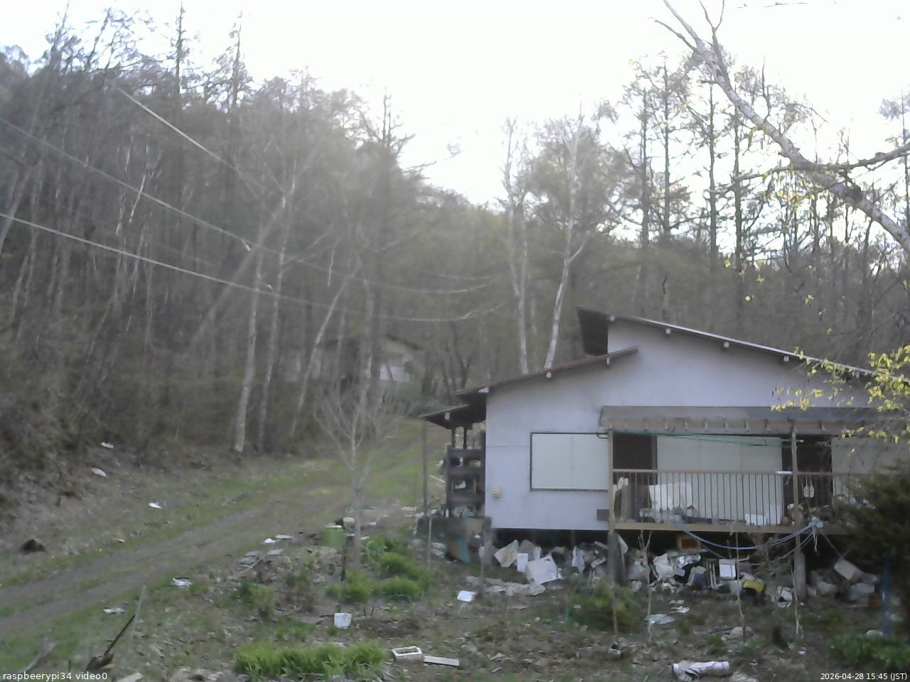 長野県菅平高原 ゆたか山荘 西側(坂上) 2026/04/28 15:45