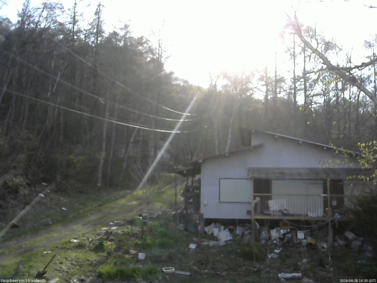 長野県菅平高原 ゆたか山荘 西側(坂上) 2026/04/28 16:30
