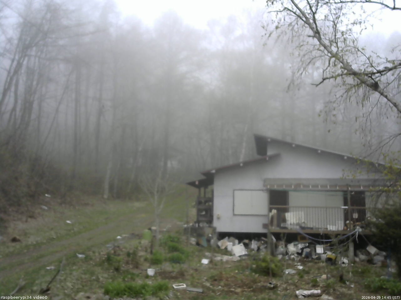 長野県菅平高原 ゆたか山荘 西側(坂上) 2026/04/29 14:45