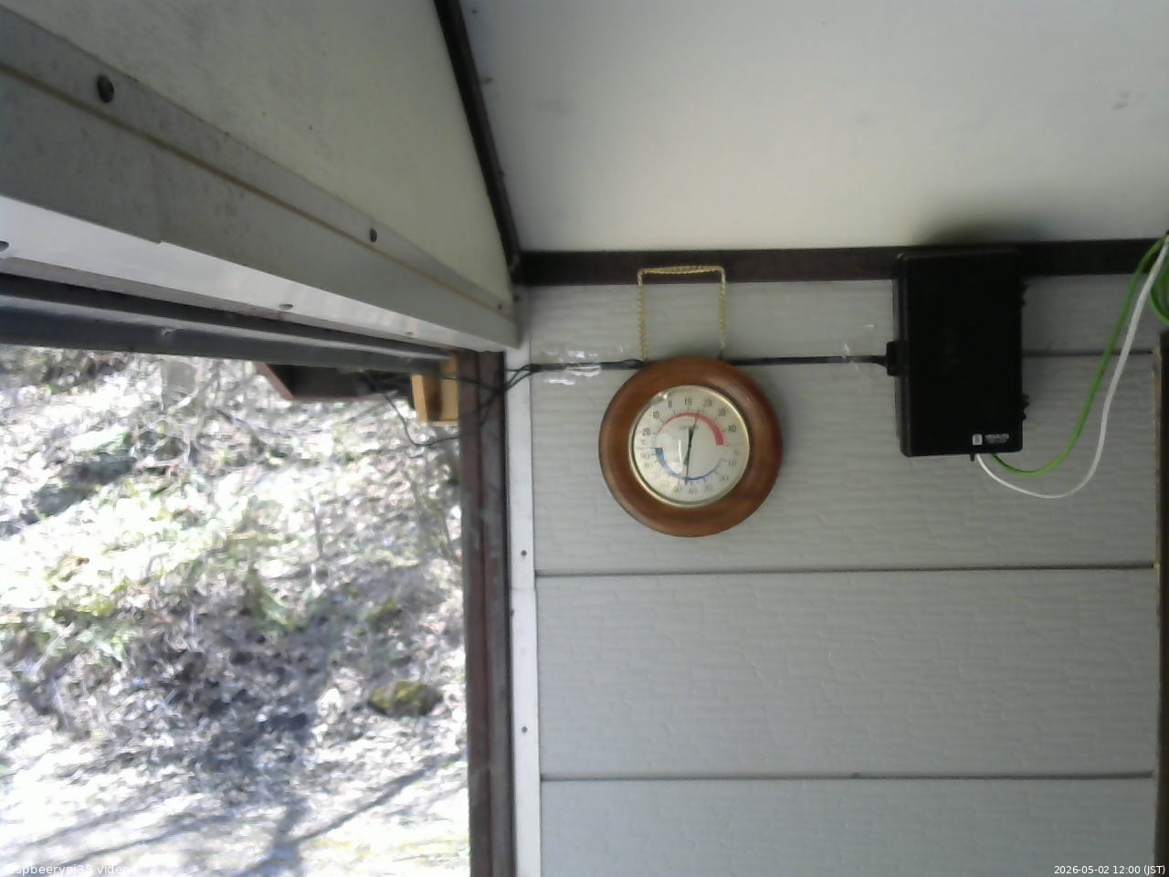 長野県菅平高原 ゆたか山荘 東側上空 2026/05/02 12:00