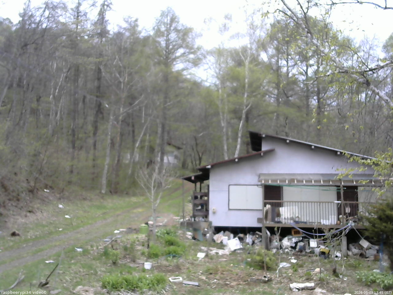 長野県菅平高原 ゆたか山荘 西側(坂上) 2026/05/03 13:45