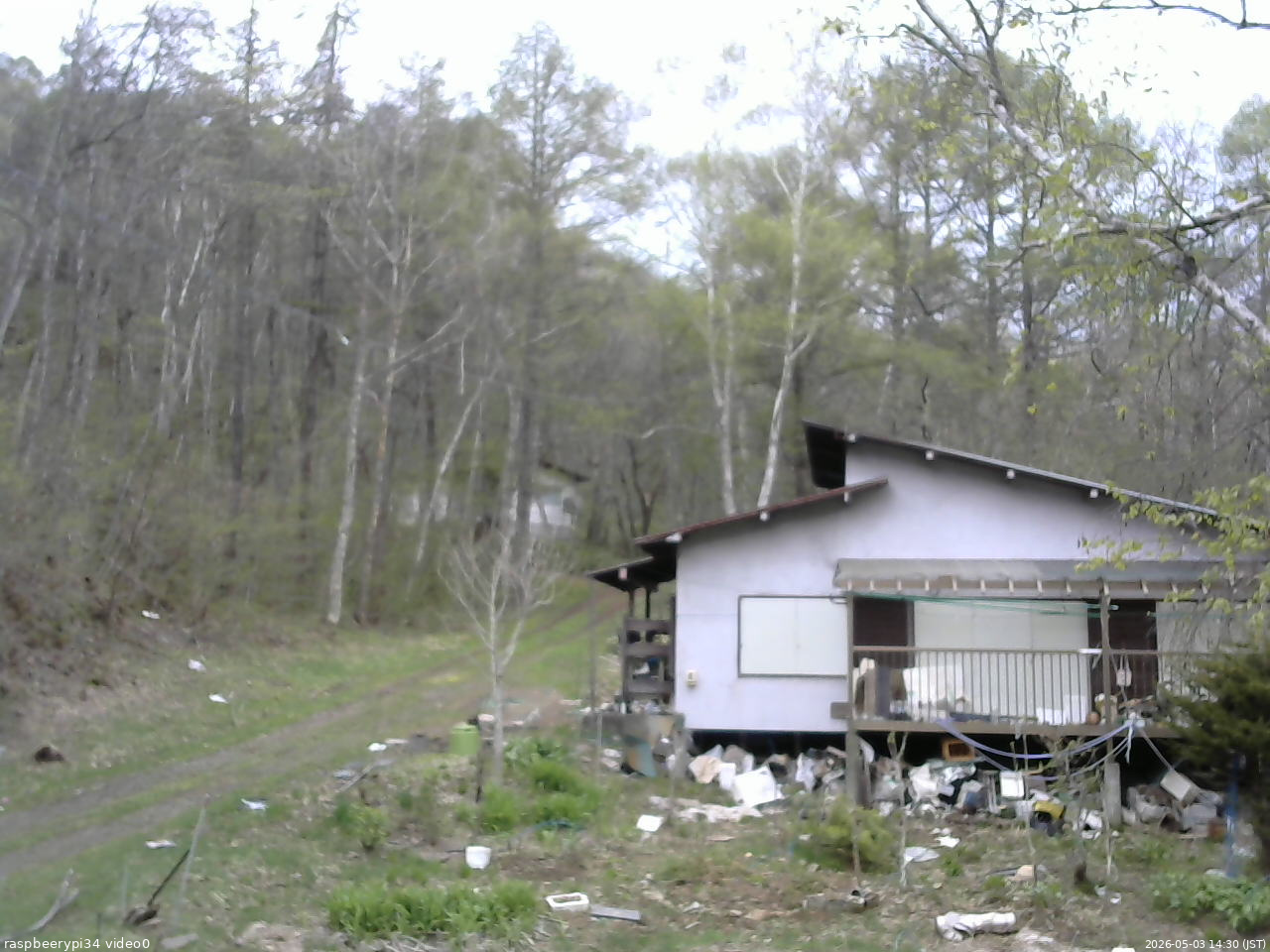 長野県菅平高原 ゆたか山荘 西側(坂上) 2026/05/03 14:30