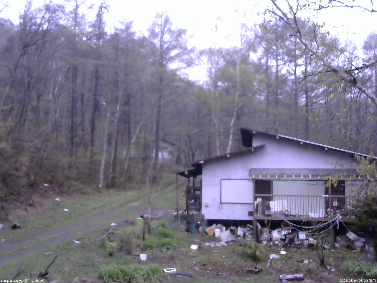 長野県菅平高原 ゆたか山荘 西側(坂上) 2026/05/04 05:00