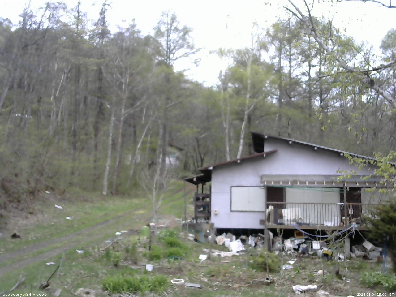 長野県菅平高原 ゆたか山荘 西側(坂上) 2026/05/04 15:00