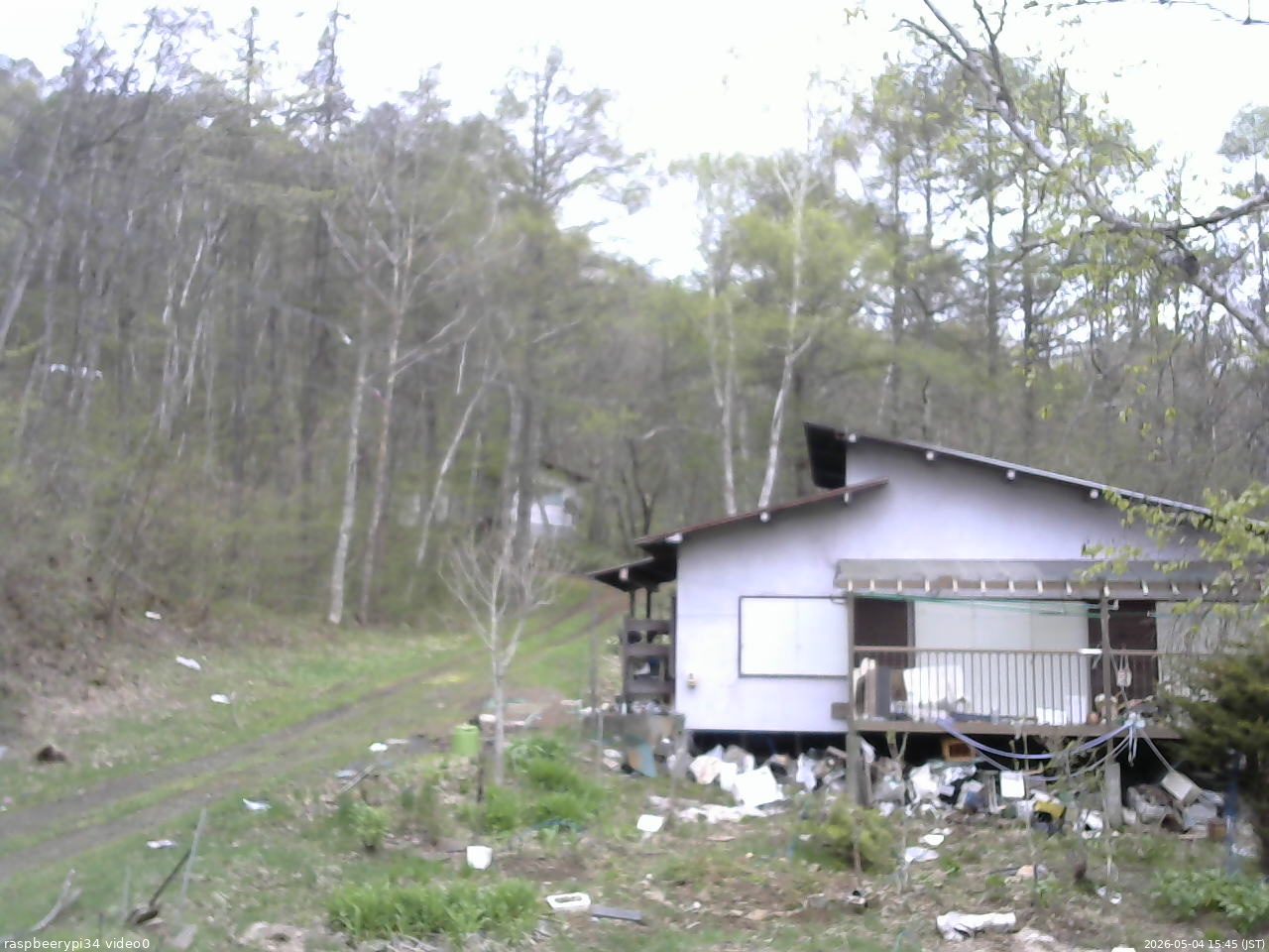 長野県菅平高原 ゆたか山荘 西側(坂上) 2026/05/04 15:45