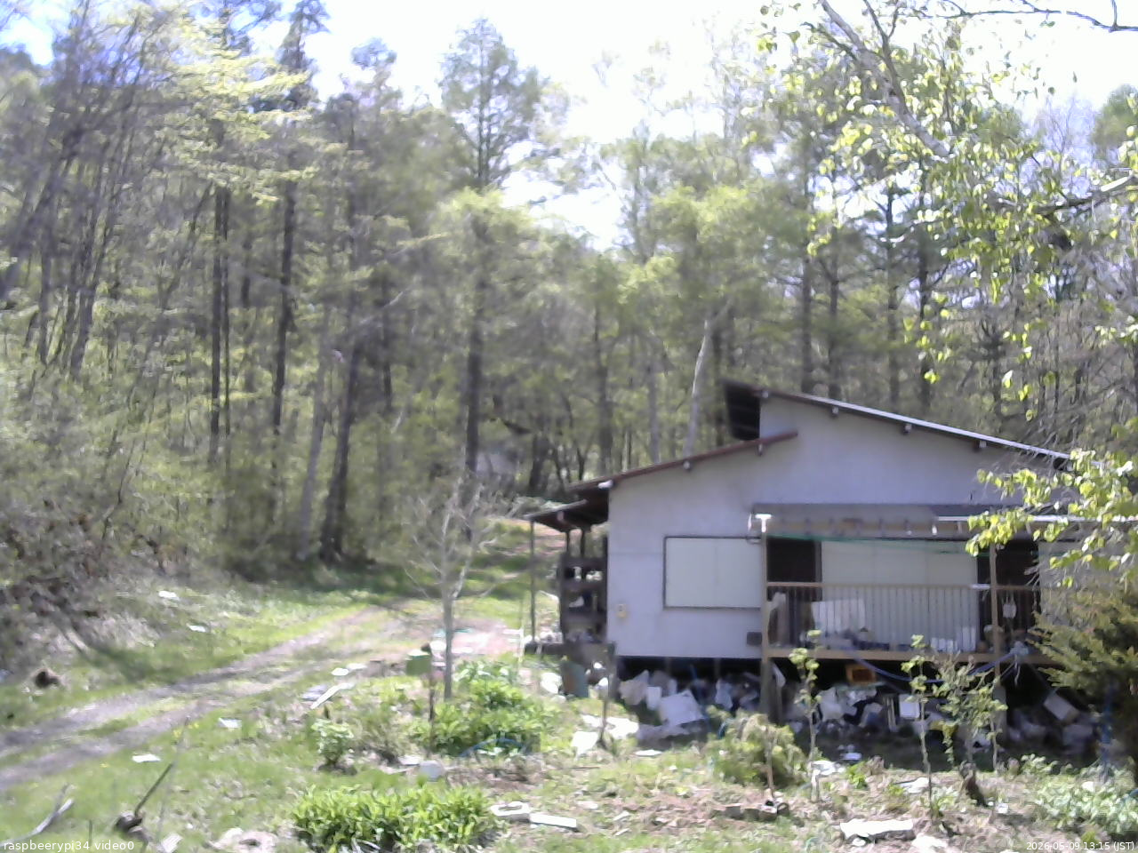 長野県菅平高原 ゆたか山荘 西側(坂上) 2026/05/09 13:15