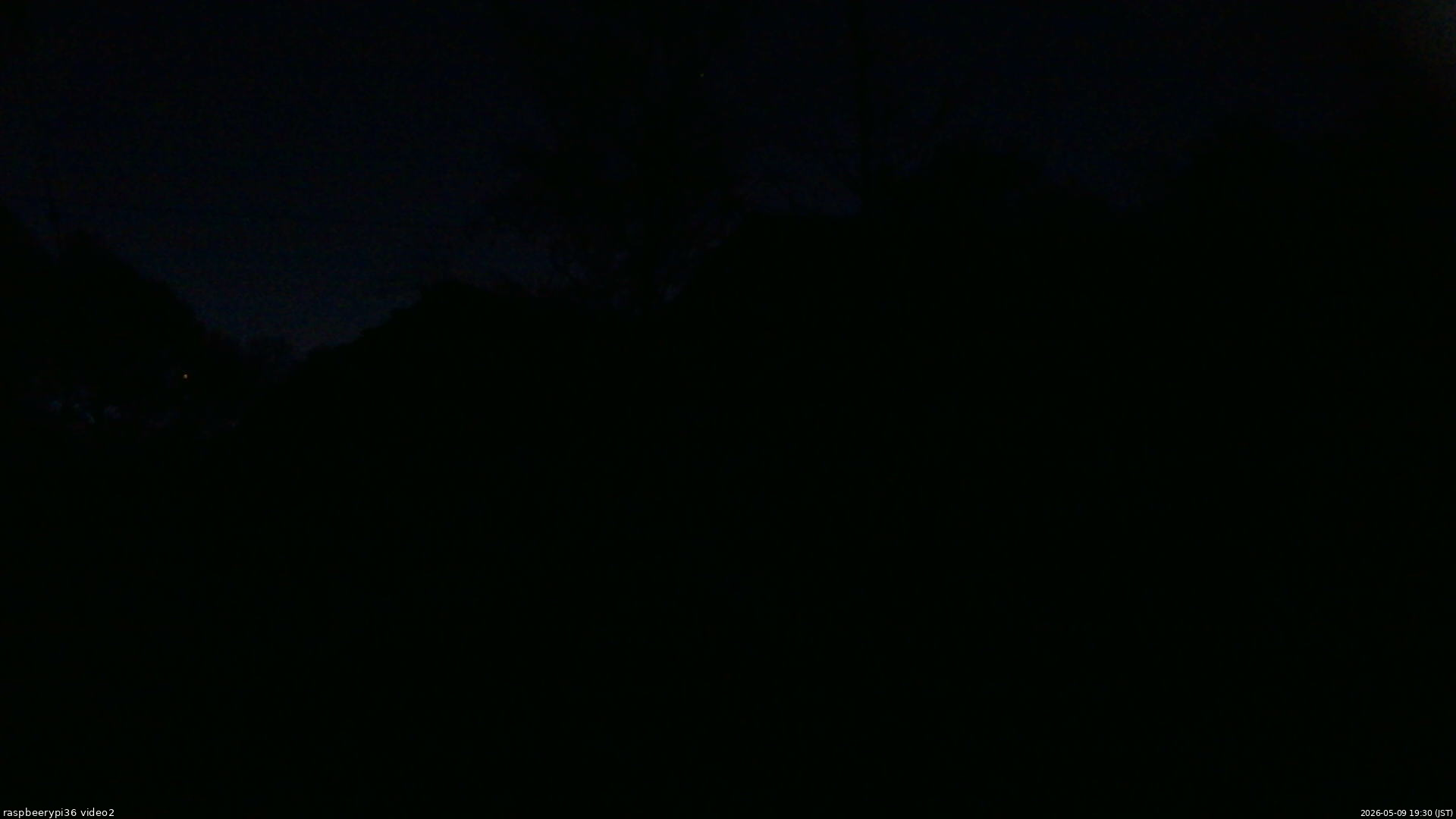 長野県菅平高原 ゆたか山荘 駐車場奥 2026/05/09 19:30