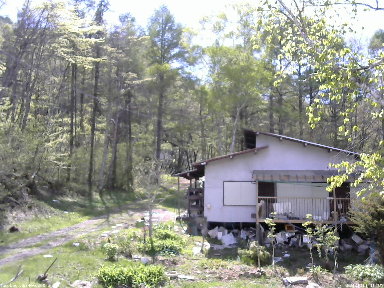 長野県菅平高原 ゆたか山荘 西側(坂上) 2026/05/11 14:15