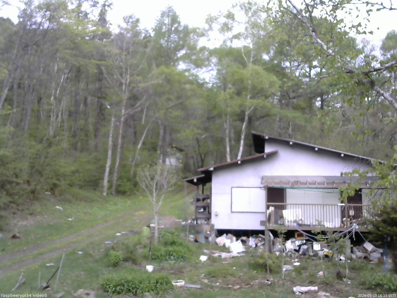 長野県菅平高原 ゆたか山荘 西側(坂上) 2026/05/13 16:15