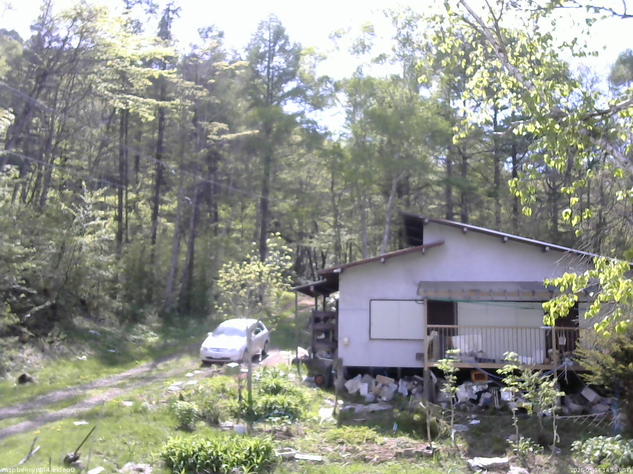 長野県菅平高原 ゆたか山荘 西側(坂上) 2026/05/14 14:30