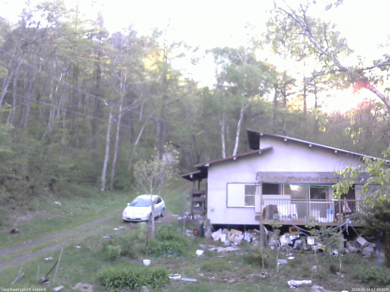 長野県菅平高原 ゆたか山荘 西側(坂上) 2026/05/14 17:30