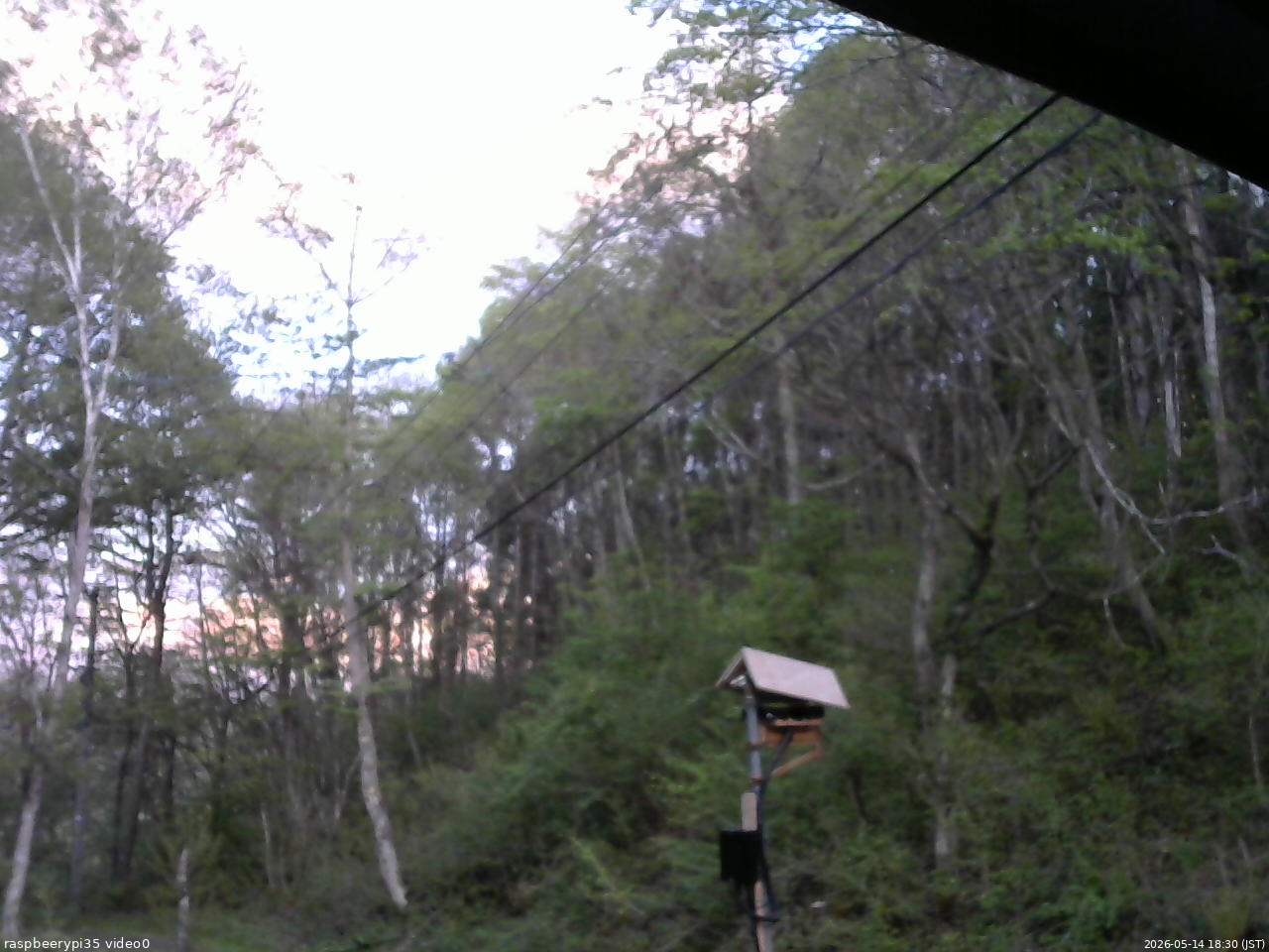 長野県菅平高原 ゆたか山荘 温度計 2026/05/14 18:30