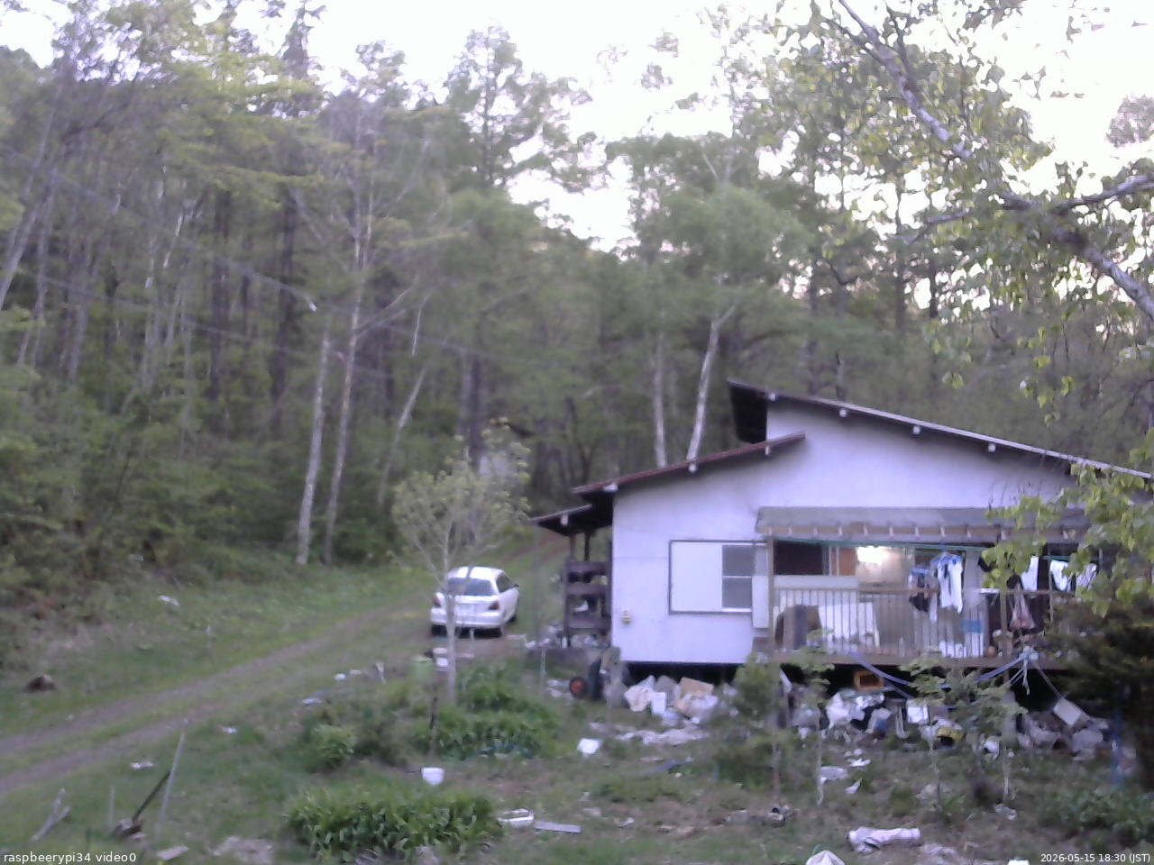 長野県菅平高原 ゆたか山荘 西側(坂上) 2026/05/15 18:30