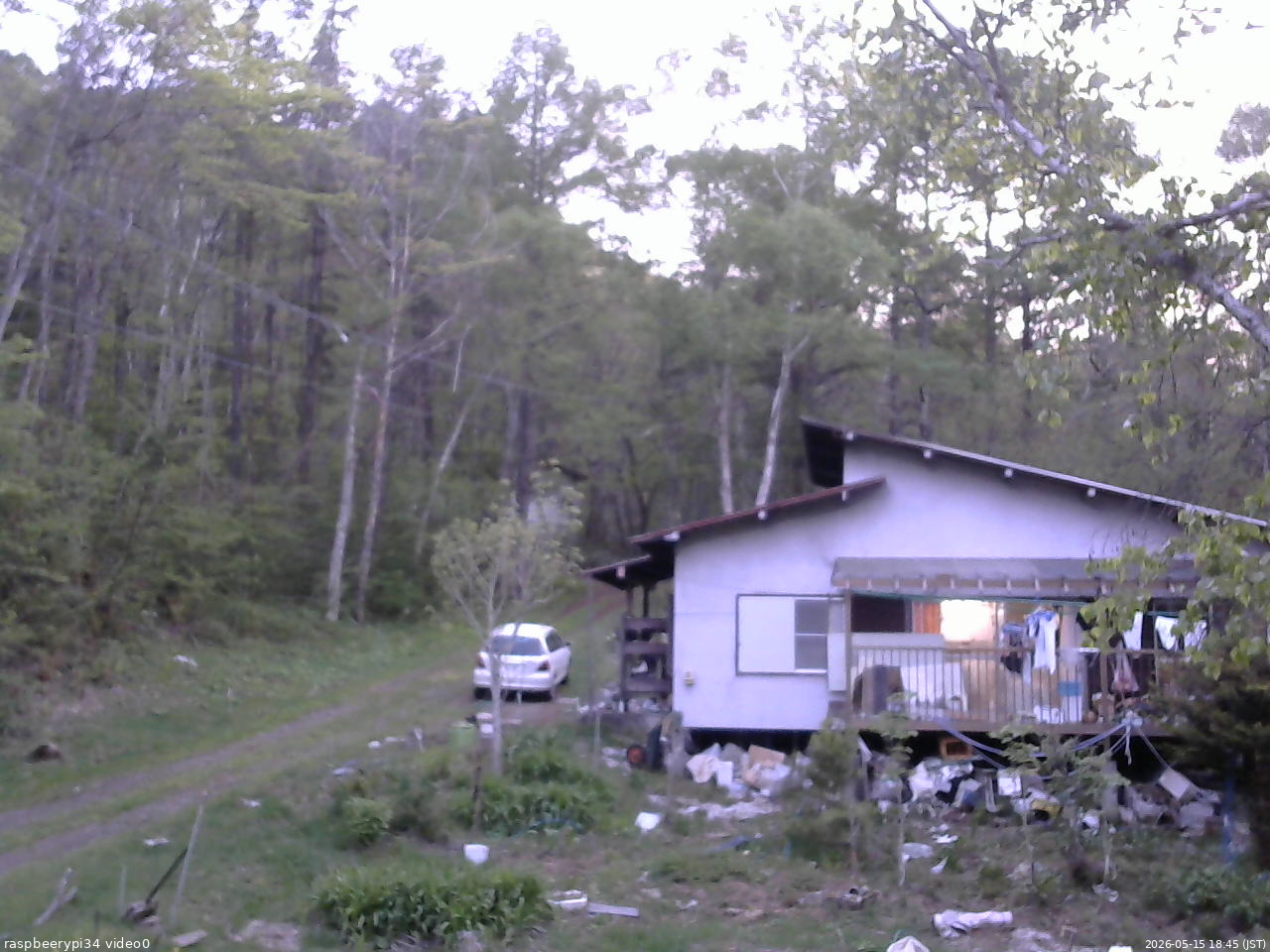 長野県菅平高原 ゆたか山荘 西側(坂上) 2026/05/15 18:45