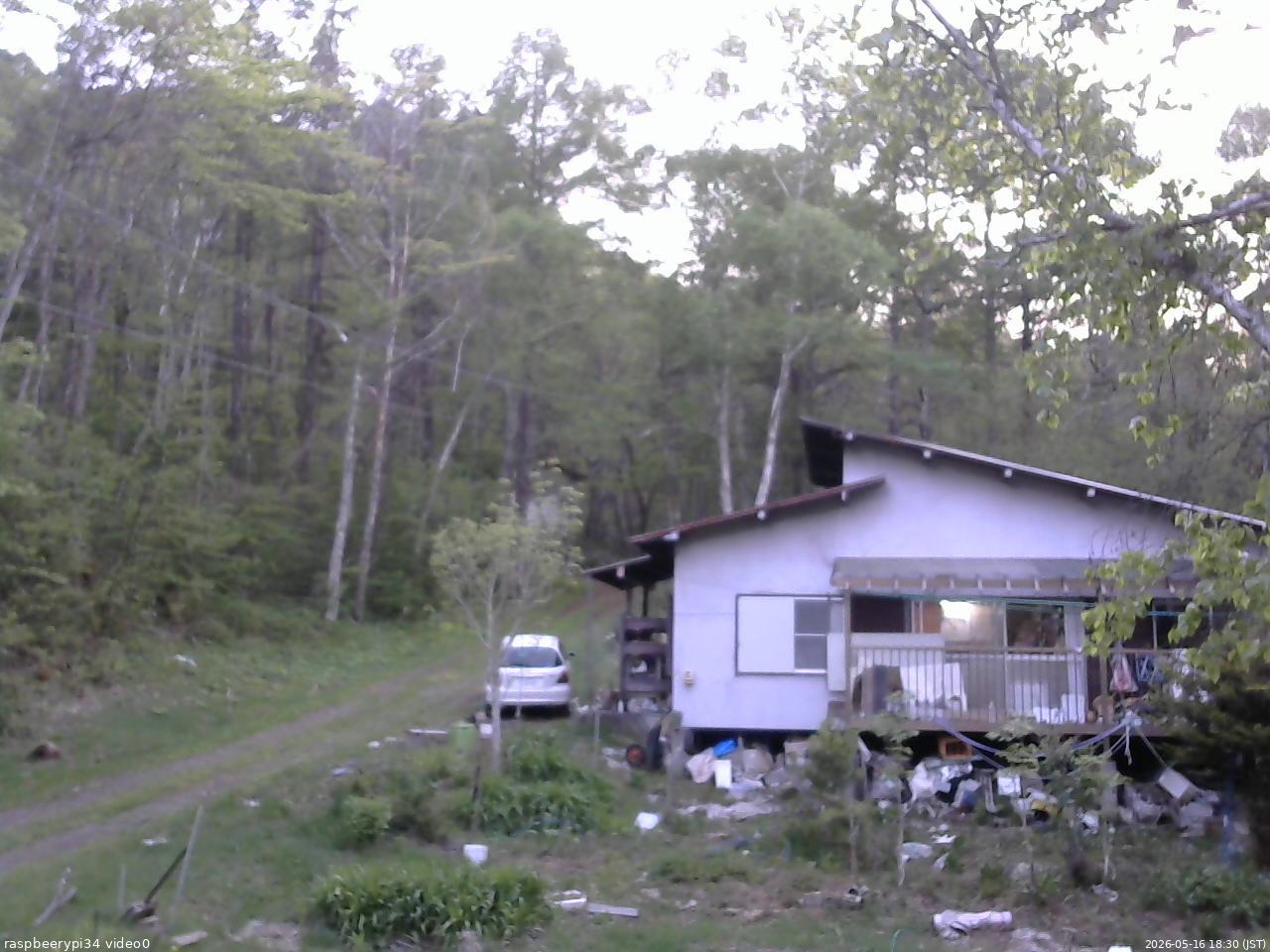 長野県菅平高原 ゆたか山荘 西側(坂上) 2026/05/16 18:30