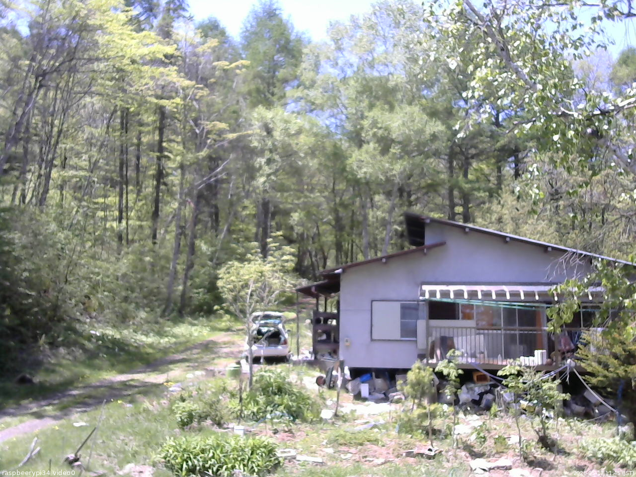 長野県菅平高原 ゆたか山荘 西側(坂上) 2026/05/17 11:45