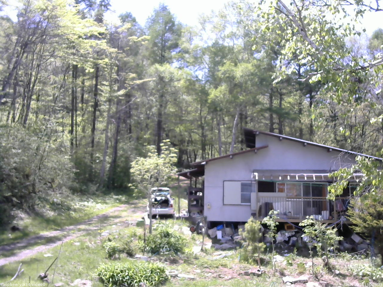 長野県菅平高原 ゆたか山荘 西側(坂上) 2026/05/17 13:00