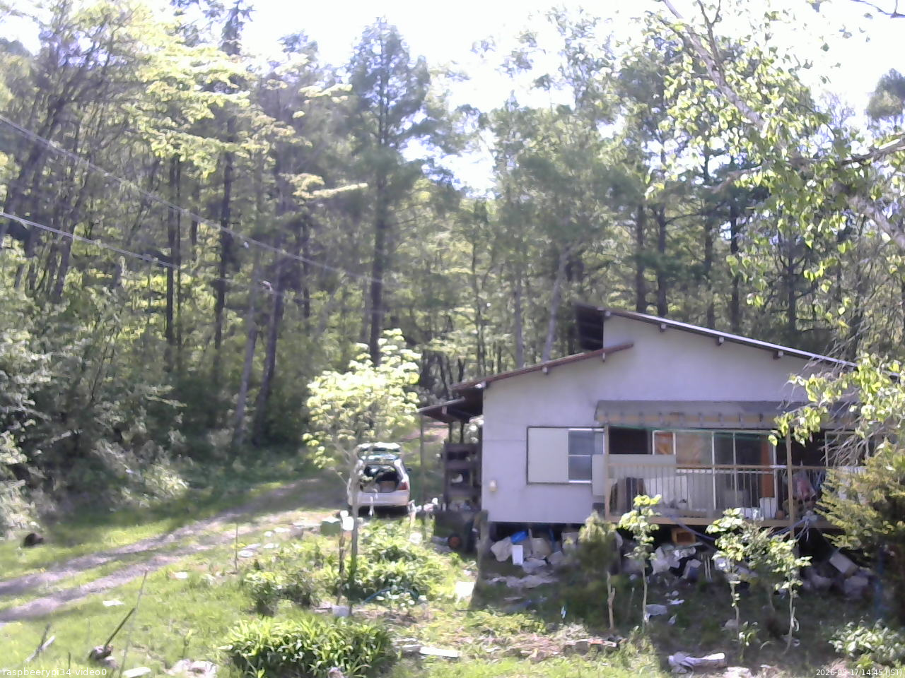 長野県菅平高原 ゆたか山荘 西側(坂上) 2026/05/17 14:45