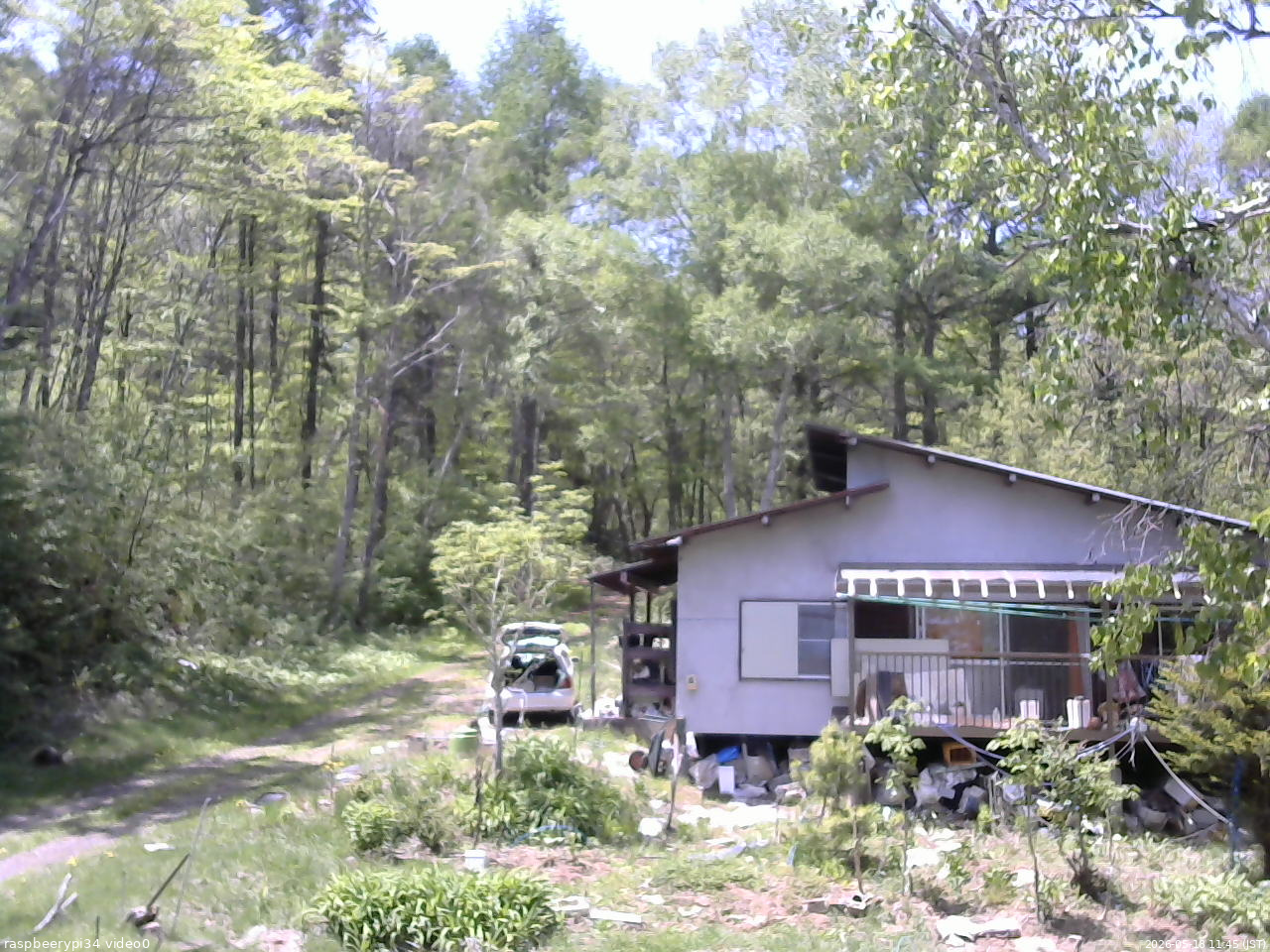 長野県菅平高原 ゆたか山荘 西側(坂上) 2026/05/18 11:45