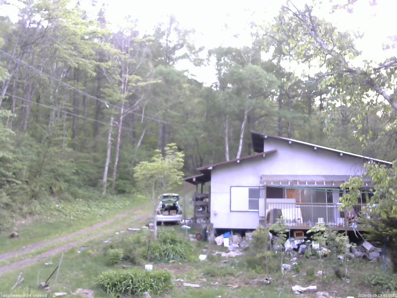 長野県菅平高原 ゆたか山荘 西側(坂上) 2026/05/19 17:45