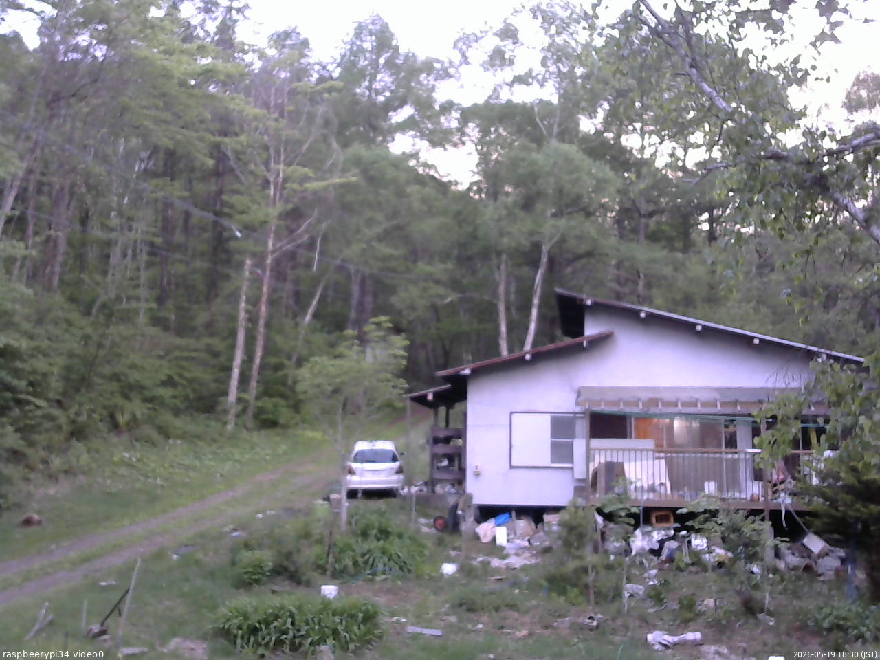 長野県菅平高原 ゆたか山荘 西側(坂上) 2026/05/19 18:30