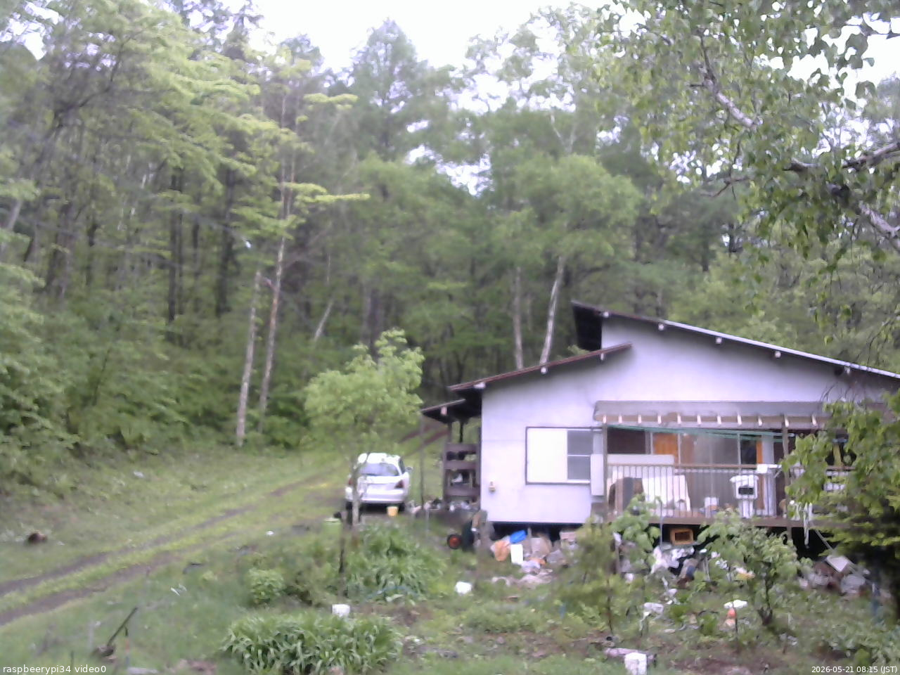 長野県菅平高原 ゆたか山荘 西側(坂上) 2026/05/21 08:15