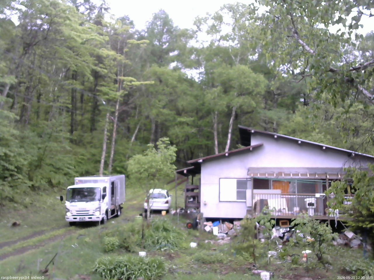 長野県菅平高原 ゆたか山荘 西側(坂上) 2026/05/21 12:30