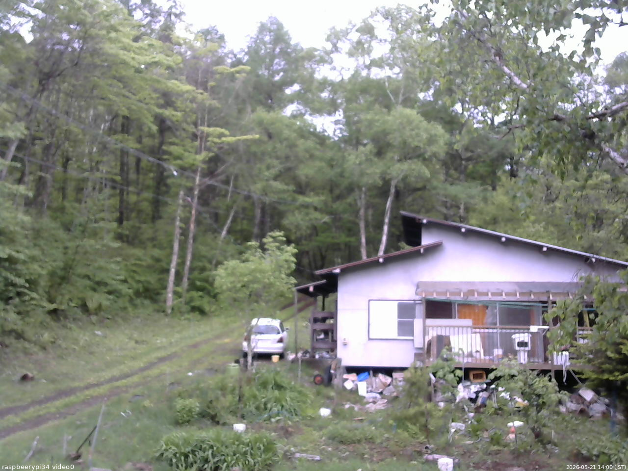 長野県菅平高原 ゆたか山荘 西側(坂上) 2026/05/21 14:00