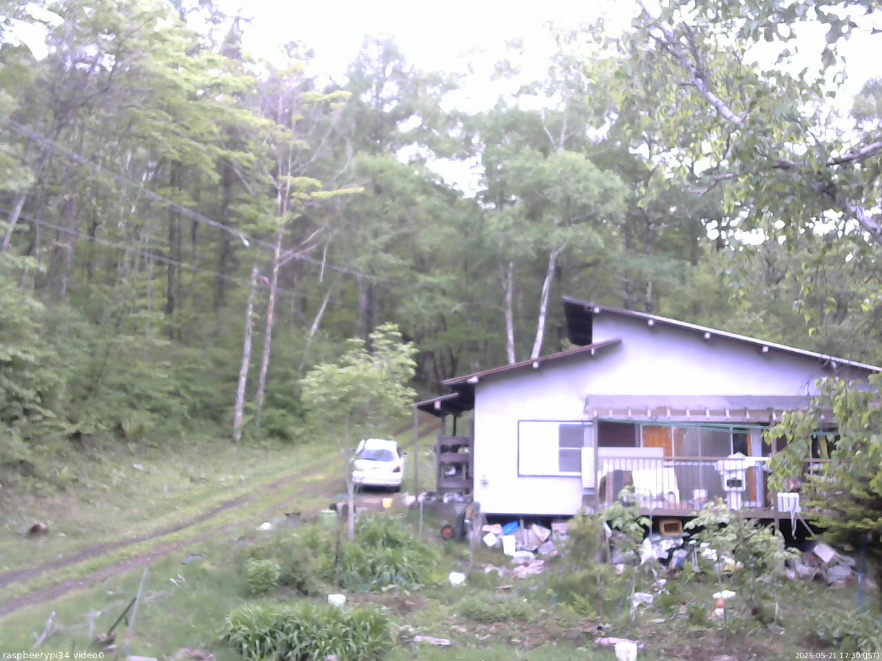 長野県菅平高原 ゆたか山荘 西側(坂上) 2026/05/21 17:30