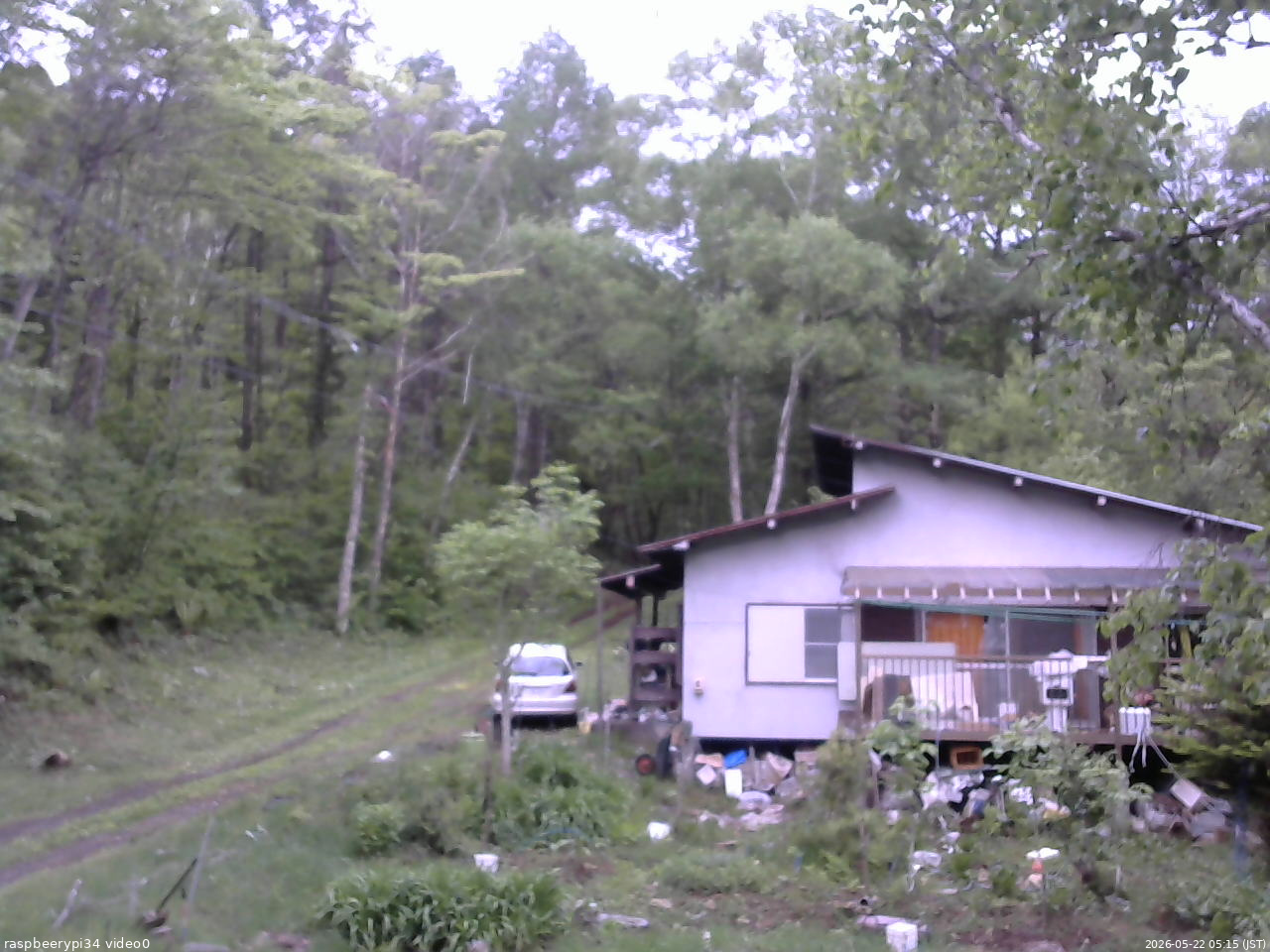 長野県菅平高原 ゆたか山荘 西側(坂上) 2026/05/22 05:15