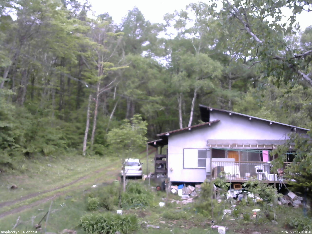 長野県菅平高原 ゆたか山荘 西側(坂上) 2026/05/22 07:30
