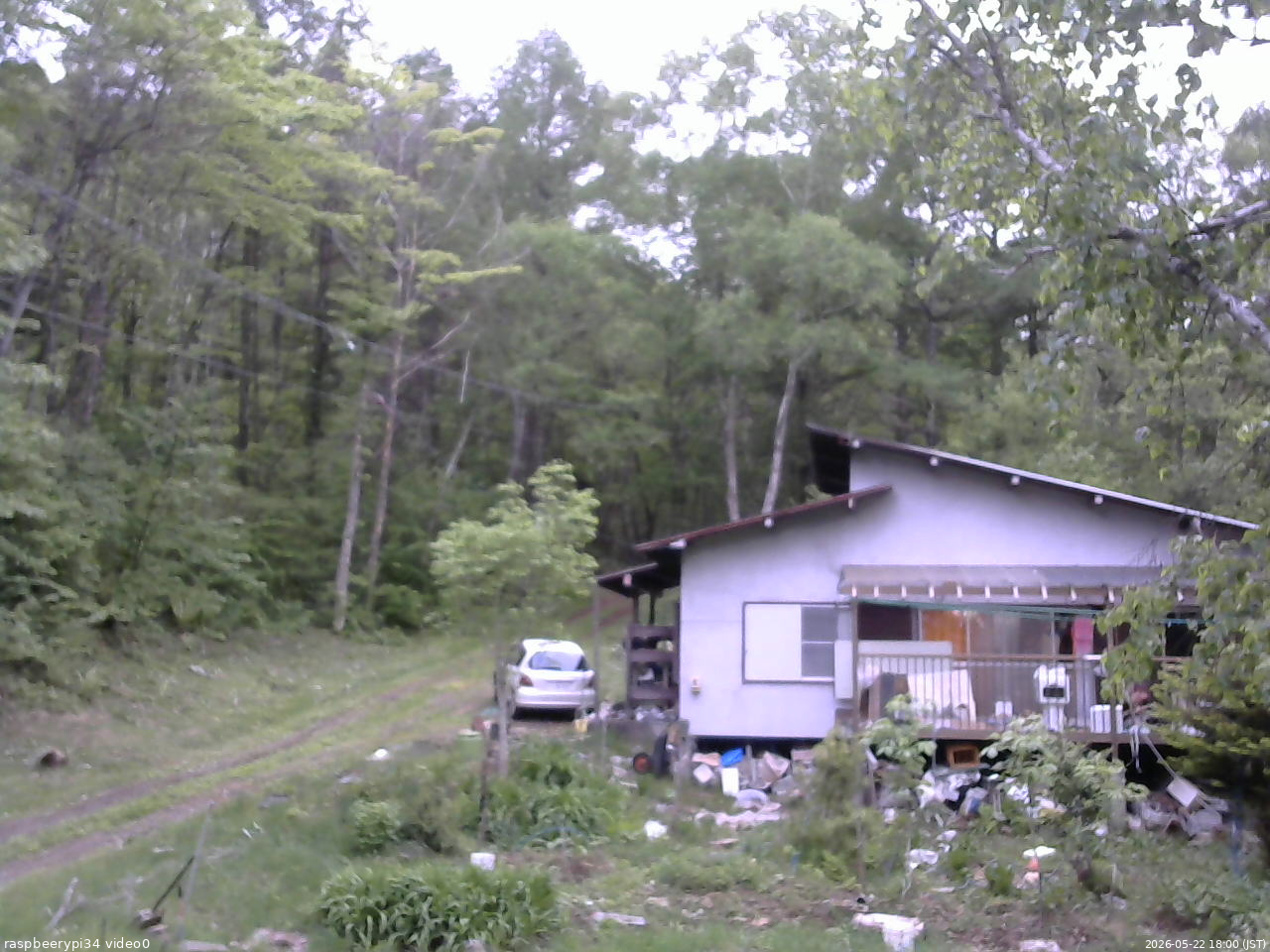 長野県菅平高原 ゆたか山荘 西側(坂上) 2026/05/22 18:00